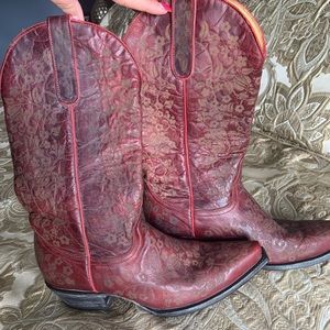 Old Gringo cowgirl boots great condition